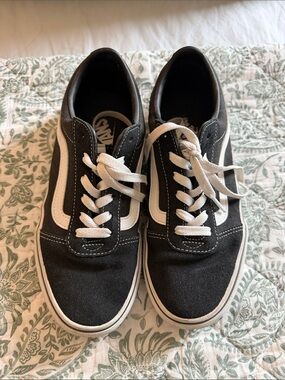 Vans Black & White Old Skool Low-Top Sneakers